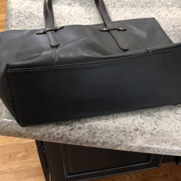 Brand new Fossil shoulder tote - Picture 7 of 7